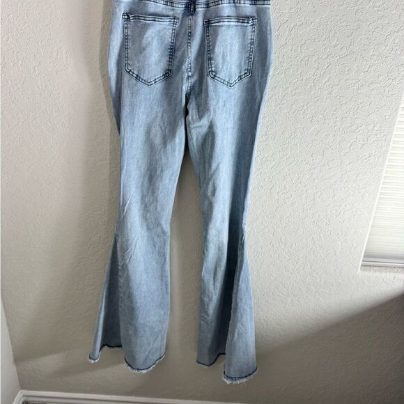 Wisteria Lane Bell Bottom Denim Overalls Size S - Picture 6 of 11